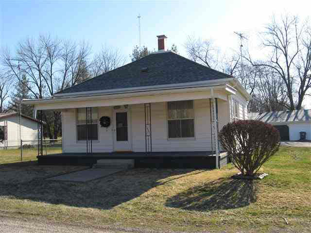 1581 N Dewey St, Attica, IN 47918 photo 1