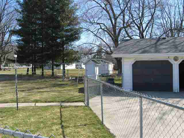 1581 N Dewey St, Attica, IN 47918 photo 5