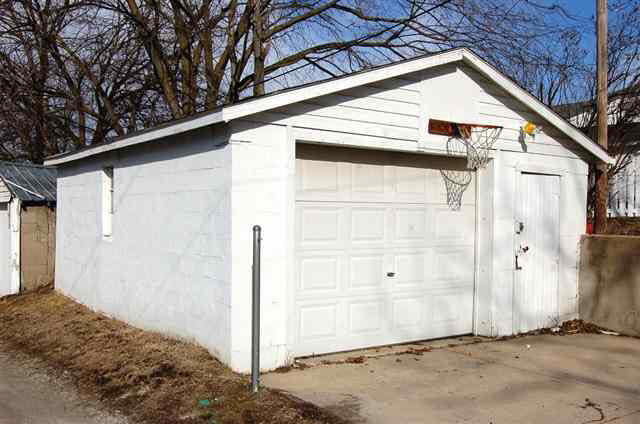 52 N Clay St, Frankfort, IN 46041 photo 16