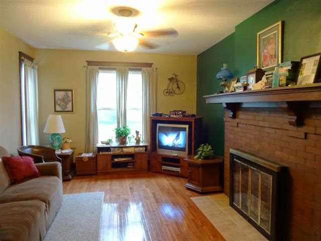 406 E 5th St, Fowler, IN 47944 photo 3