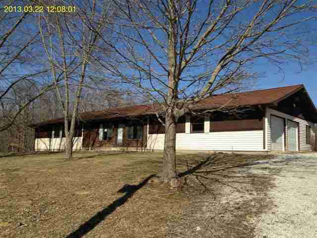 2374 W Tower Rd, Williamsport, IN 47993 photo 1