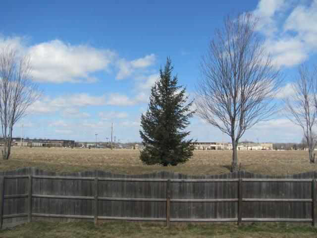 5642 N Bluegrass Cir, Lafayette, IN 47905 photo 4