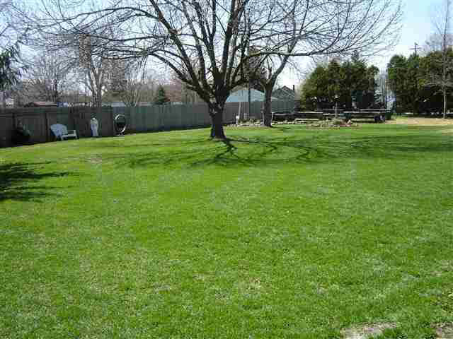505 E Hawkeye Ln, Kentland, IN 47951 photo 4