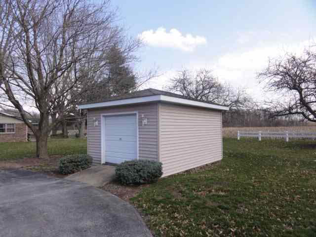 202 Riley Rd, Delphi, IN 46923 photo 3