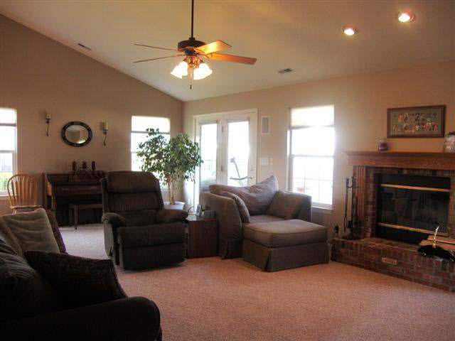 30 Moon Valley Ct, Lafayette, IN 47909 photo 2