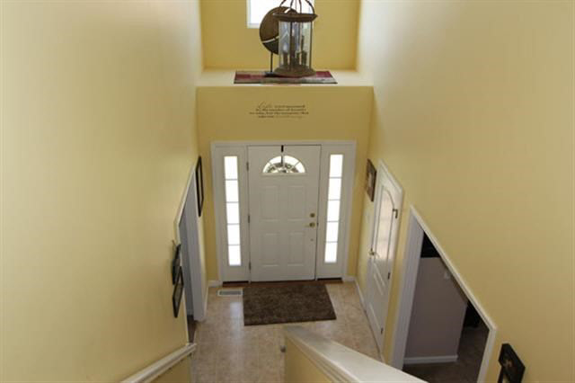 2890 Jaydin Dr, Battle Ground, IN 47920 photo 2