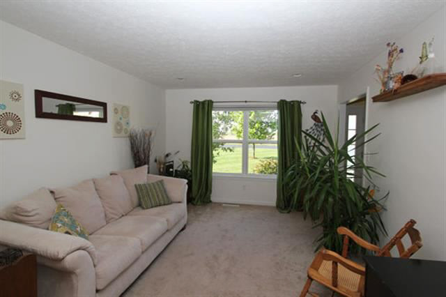 2890 Jaydin Dr, Battle Ground, IN 47920 photo 3