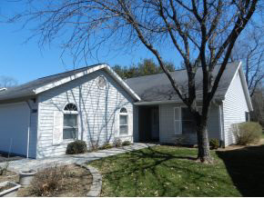 3709 S Grasstree Ct, Bloomington, IN 47401 photo 1