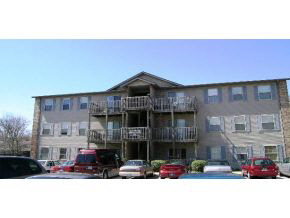 3200 John Hinkle Pl, Bloomington, IN 47408 photo 1