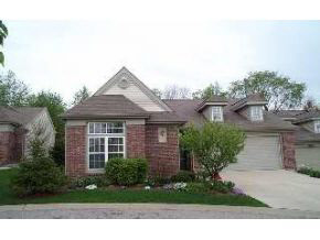 738 Moss Creek Dr, Bloomington, IN 47401 photo 1