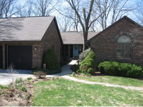 2201 E Autumn Dr, Bloomington, IN 47401 photo 2