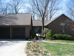 2201 E Autumn Dr, Bloomington, IN 47401 photo 1
