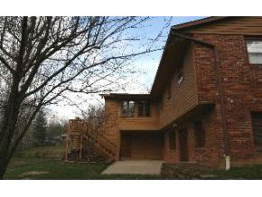 2302 E Montclair Ct, Bloomington, IN 47401 photo 3