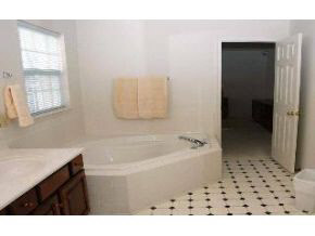 2201 Olde Mill Ct, Bloomington, IN 47401 photo 11