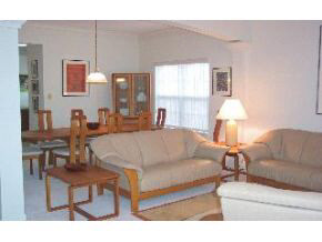 2201 Olde Mill Ct, Bloomington, IN 47401 photo 4
