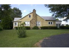 101 Wylie Rd E, Bloomington, IN 47408 photo 1