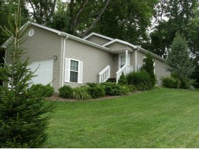 604 E Moody Dr, Bloomington, IN 47401 photo 1