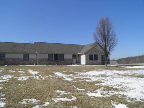 8647 N Crossover Rd, Bloomington, IN 47404 photo 2