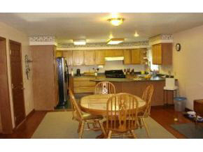 3359 N Thomas Rd, Bloomington, IN 47404 photo 3