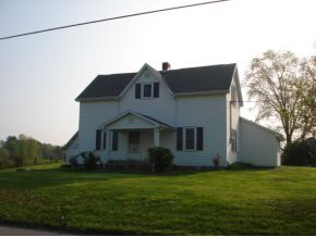 4848 N Thomas Rd, Bloomington, IN 47404 photo 1
