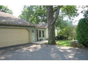 2622 Windermere Woods Dr, Bloomington, IN 47401 photo 16
