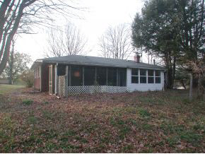 5121 S Harmony Rd, Bloomington, IN 47403 photo 2