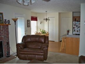 884 Wildflower Dr, Ellettsville, IN 47429 photo 3