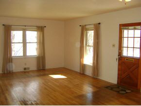 407 E 1st St, Bloomington, IN 47401 photo 3