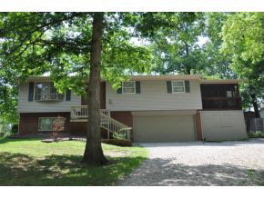 4511 N Rajumi Dr, Bloomington, IN 47404 photo 2