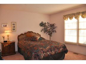 702 E Pepperridge Dr, Bloomington, IN 47401 photo 15