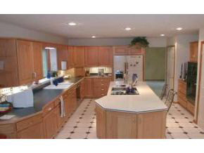 3713 Devonshire Ln, Bloomington, IN 47401 photo 3