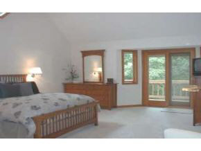 3713 Devonshire Ln, Bloomington, IN 47401 photo 5