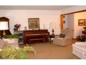 1708 Circle Dr, Bloomington, IN 47401 photo 3