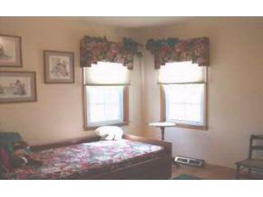 2518 8th St E, Bloomington, IN 47401 photo 5