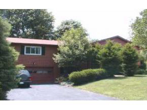 4410 Blackstone Ct, Bloomington, IN 47408 photo 2