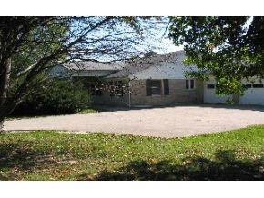 3644 3rd St E, Bloomington, IN 47401 photo 2