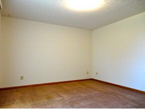 1745 Navaho Dr, Ellettsville, IN 47429 photo 13