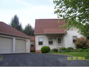 3901 E Stonegate Ct, Bloomington, IN 47401 photo 2