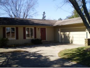 3608 S Kingsbury Ave, Bloomington, IN 47401 photo 2