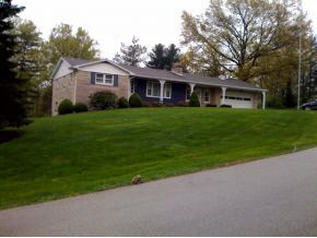 440 Blue Ridge Dr, Bloomington, IN 47408 photo 1