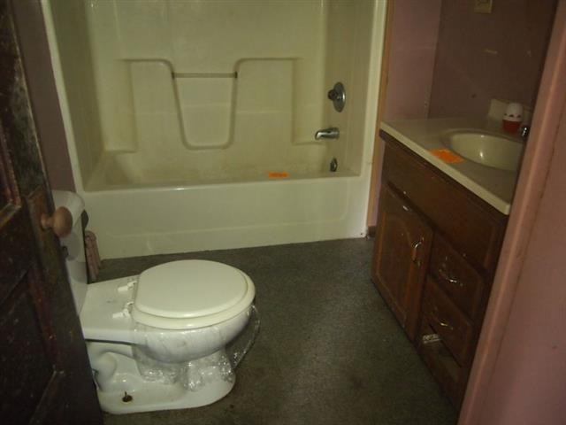 2202 27th St, Bedford, IN 47421 photo 6