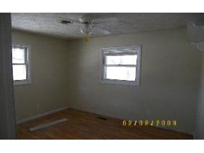 1525 Vera Dr, Bloomington, IN 47401 photo 5