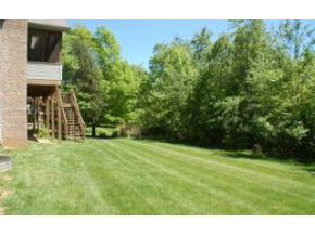 3686 E Tamarron Dr, Bloomington, IN 47408 photo 2