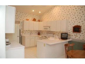 3686 E Tamarron Dr, Bloomington, IN 47408 photo 6