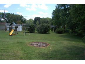 1550 E Vera Dr, Bloomington, IN 47401 photo 3