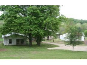 3090 N Thomas Rd, Bloomington, IN 47404 photo 2