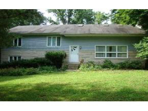 341 W Sample Rd, Bloomington, IN 47404 photo 1