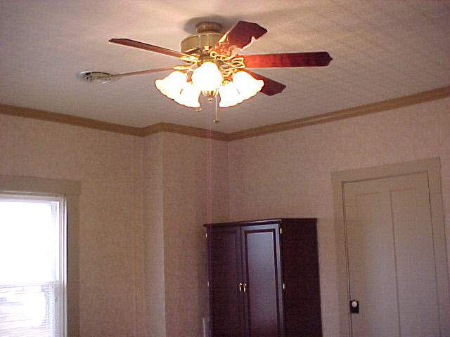 204 E Hwy 58, Freelandville, IN 47535 photo 4