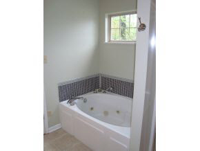 3640 Tamarron Dr, Bloomington, IN 47408 photo 8
