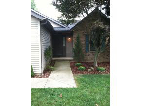 1112 Benson Ct, Bloomington, IN 47401 photo 2